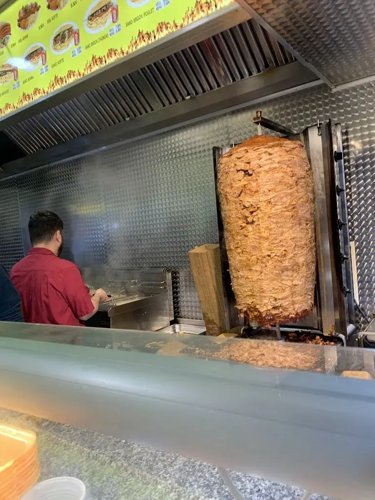 Aly McDay_Restaurant Bozkir Meram_Argenteuil_review