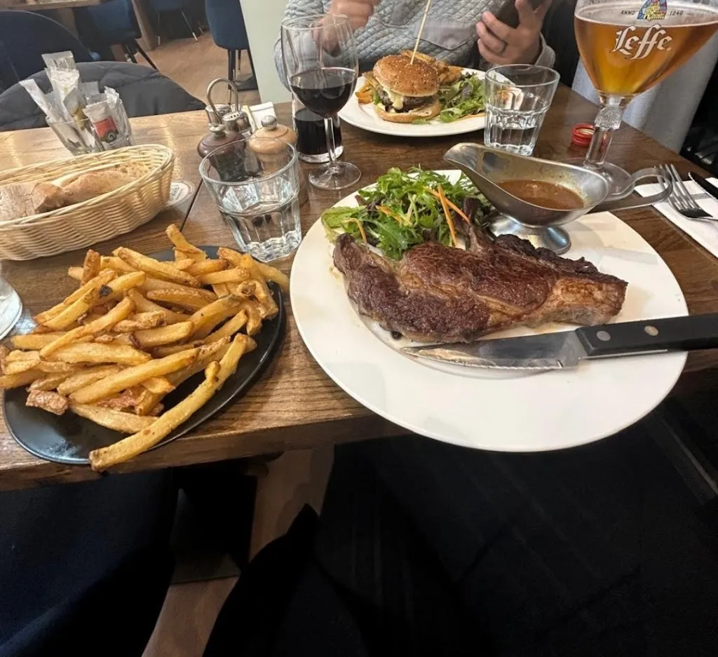 Miguel Orellana_Restaurant LES ARTISANS_Argenteuil_review