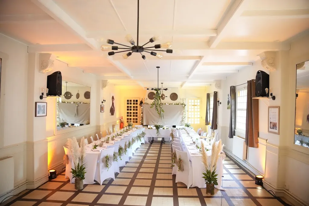 La Closerie d'Orgemont. restaurant in Argenteuil