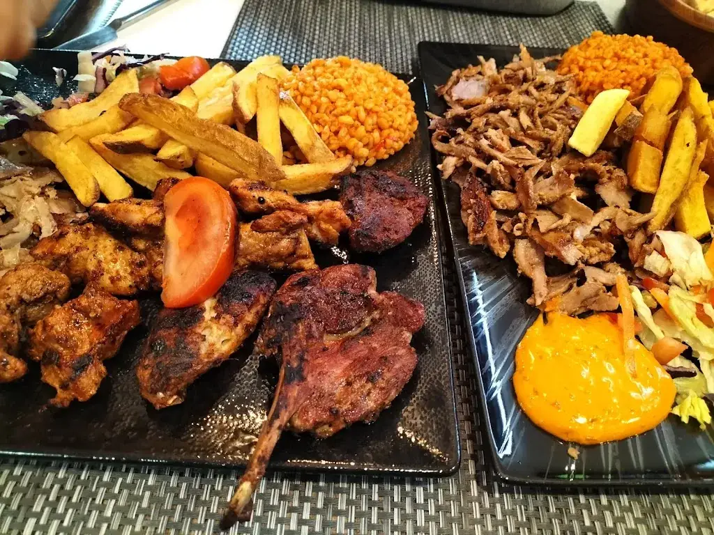 Restaurant Florya_Argenteuil_slider_image_2