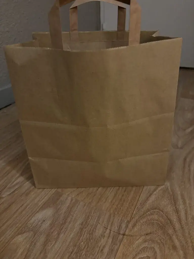 Ernestine Yomkil_African Touch Argenteuil_Argenteuil_review