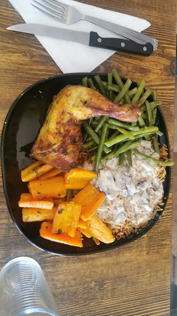 Hamza Diouane_Au comptoir du poulet doré_Argenteuil_review