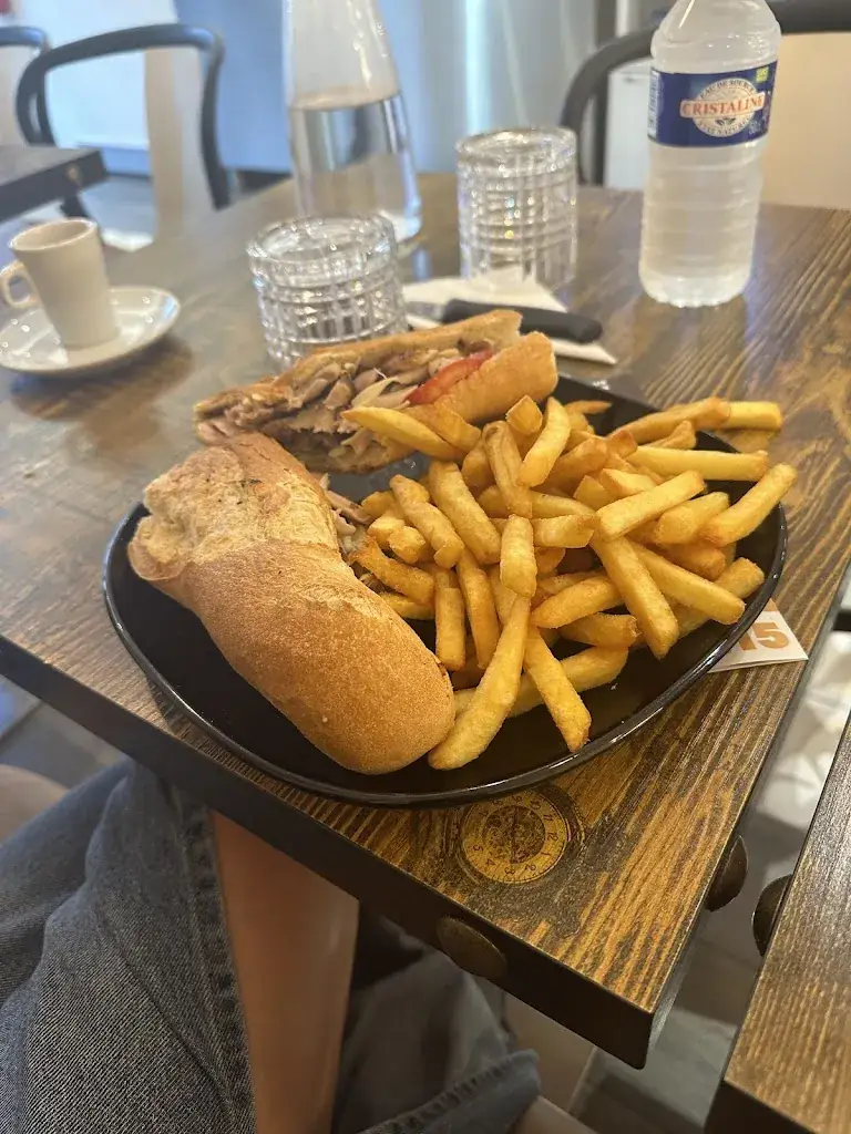 sebastian romero_Au comptoir du poulet doré_Argenteuil_review