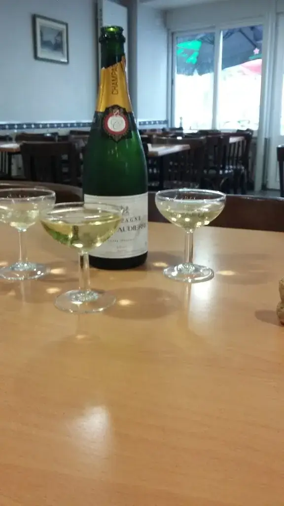 Menu_Bar de l'Hôtel de Ville_Ballainvilliers_image_3