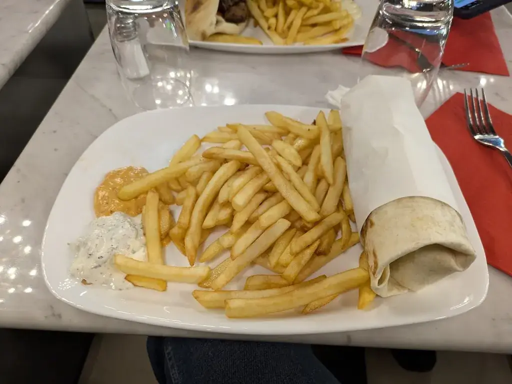 Restaurant Istanbul_Ville-du-Bois_slider_image_3