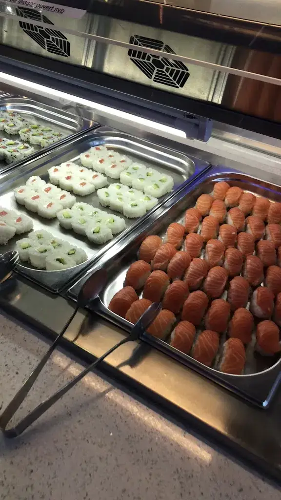 Let's Wok_Ville-du-Bois_slider_image_2