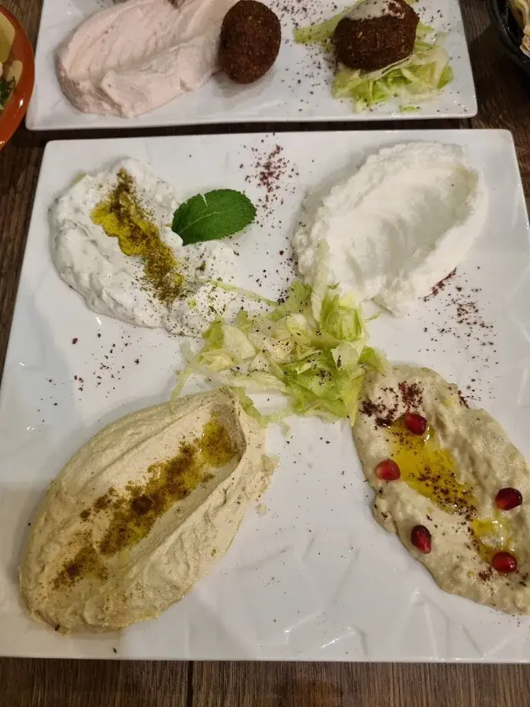 Fedora_AU CEDRE D'OR_Longpont-sur-Orge_review