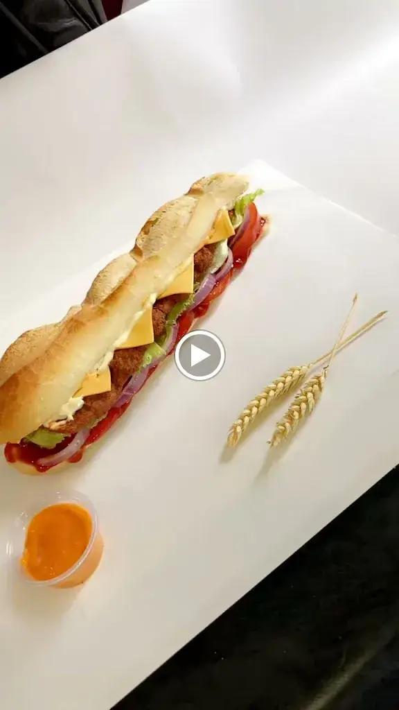 Restaurant Le Belgium friterie belge_Aulnay-sous-Bois_slider_image_2