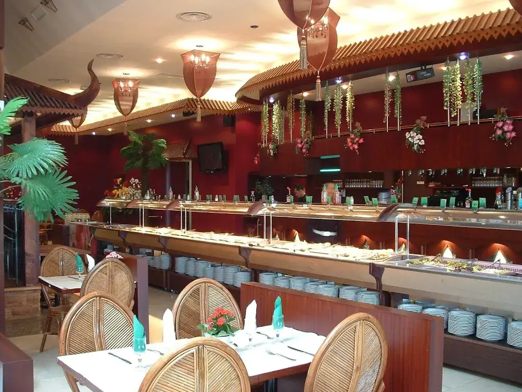 Thai Village restaurant in Aubergenville