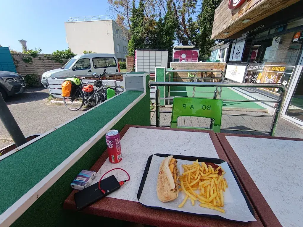 Auber Food_Aubergenville_slider_image_3