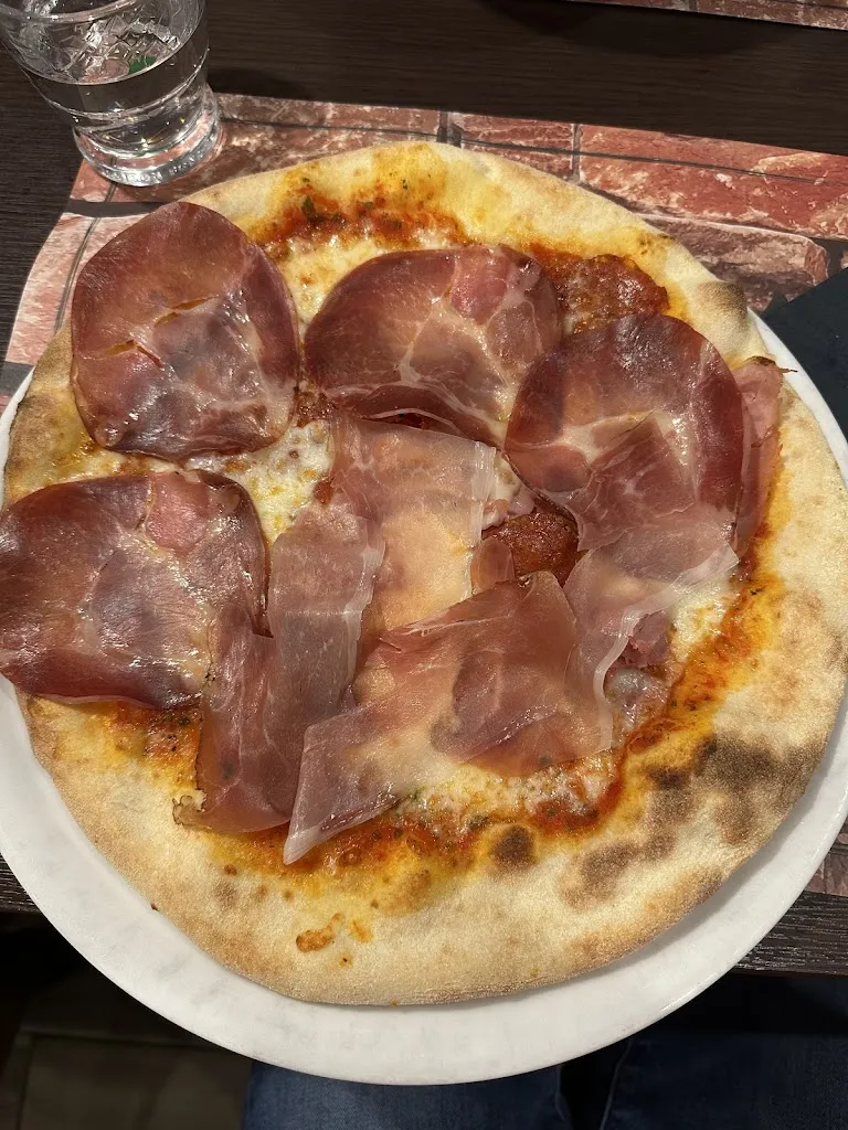 Alita Santos_Casa Bella_Gargenville_review