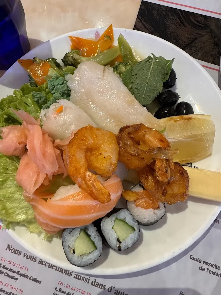 Taleb Sarra_Wafu  Flins sur Seine_Flins-sur-Seine_review