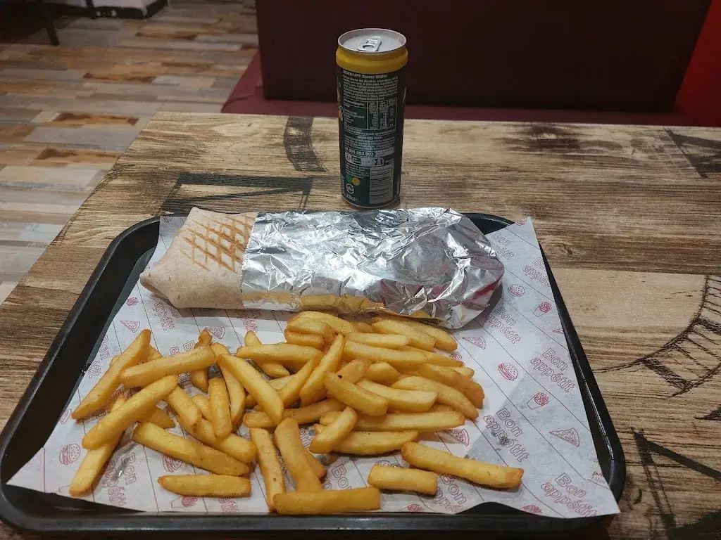 Fratelo_Aubergenville_slider_image_3