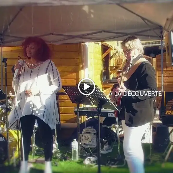 La Vallée Restaurant Crêperie Pizzeria sur Place et à Emporter_Bouafle_slider_image_2