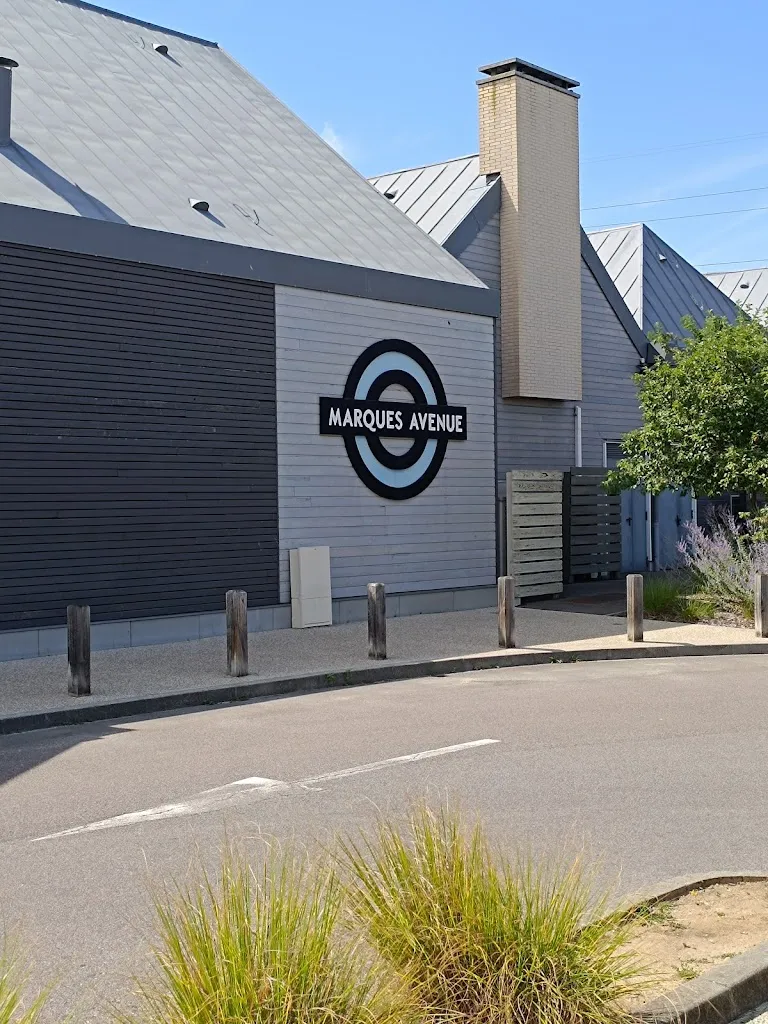 Cyrus SANTOS_Marques Avenue Aubergenville_Aubergenville_recensione