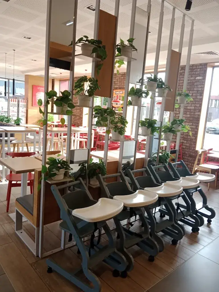 KFC Flins_Flins-sur-Seine_slider_image_3