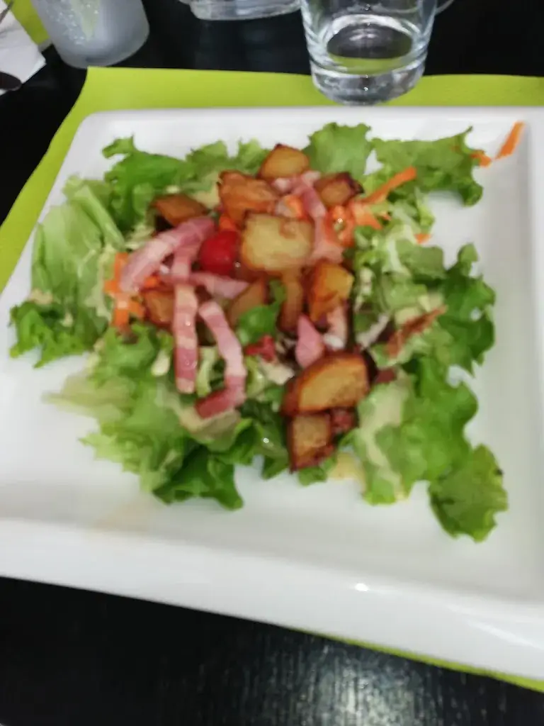 Jordan Dumont_LE DIAMANT_Gargenville_review