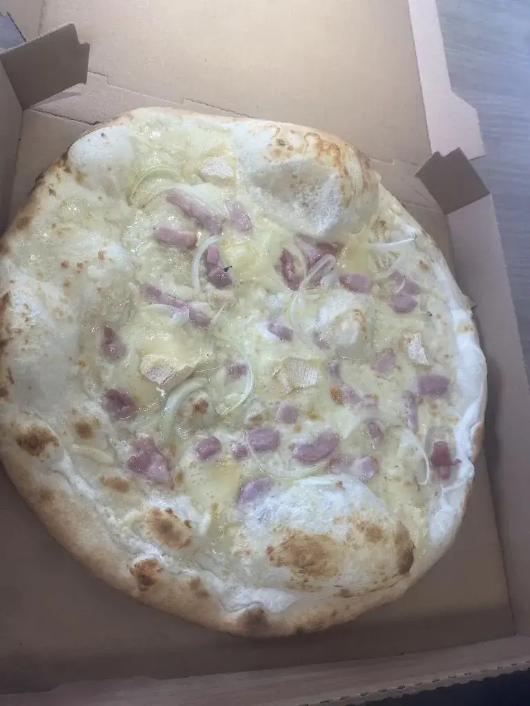 Menu_DES LYS Pizza - Au Feu de Bois PIZZA TRUCK Aubergenville_Aubergenville_image_8