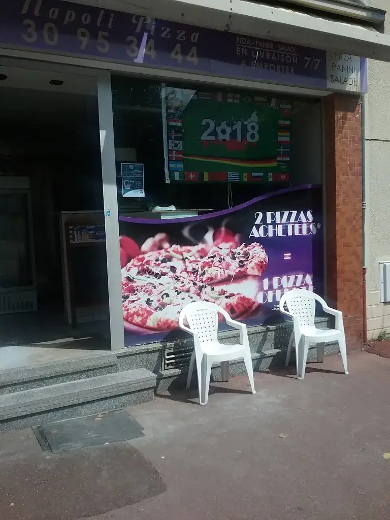 Aubergenville Di Napoli Pizza Restaurant in Aubergenville