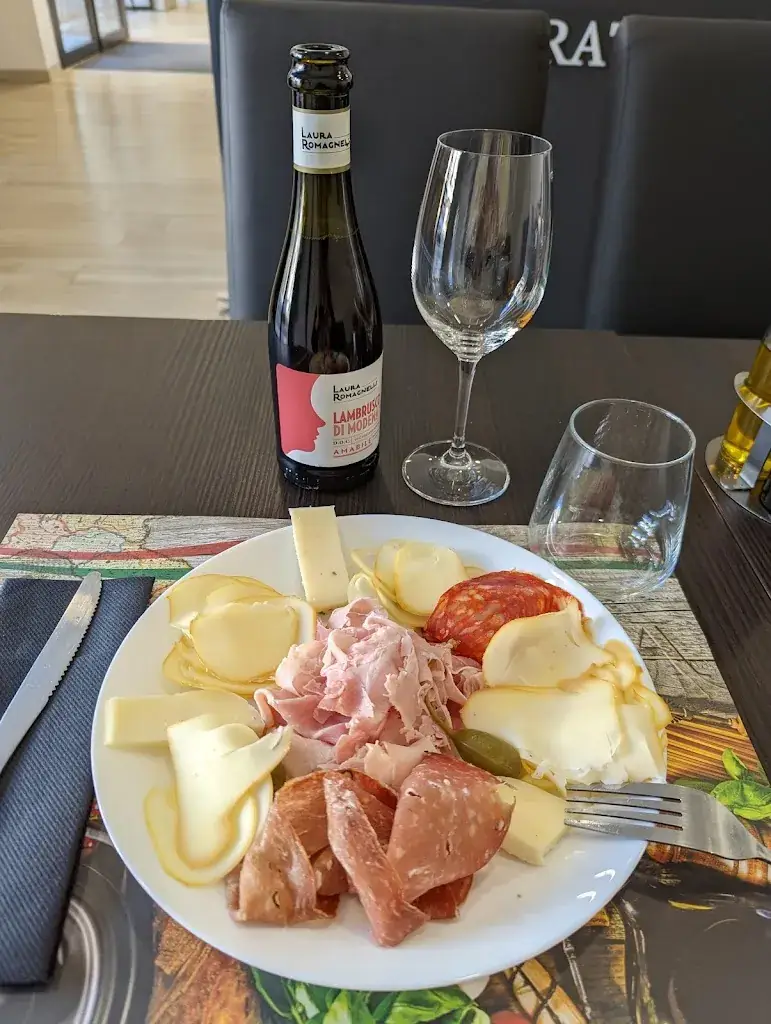 Arya Islanzadi_Les Délices d'Italie De Bailly_Bailly-Romainvilliers_review