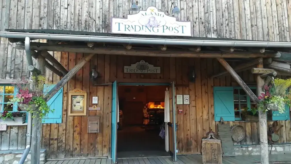 Crockett's Tavern_Bailly-Romainvilliers_slider_image_2