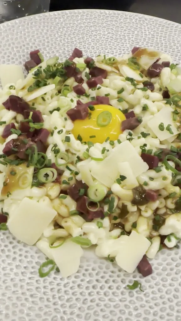 Le Diplomate_Serris_slider_image_2