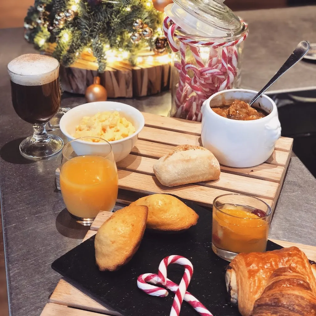 Le Diplomate_Serris_slider_image_3