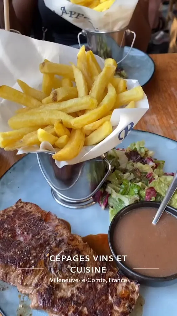 Cépages, Vins et Cuisine_Villeneuve-le-Comte_slider_image_2