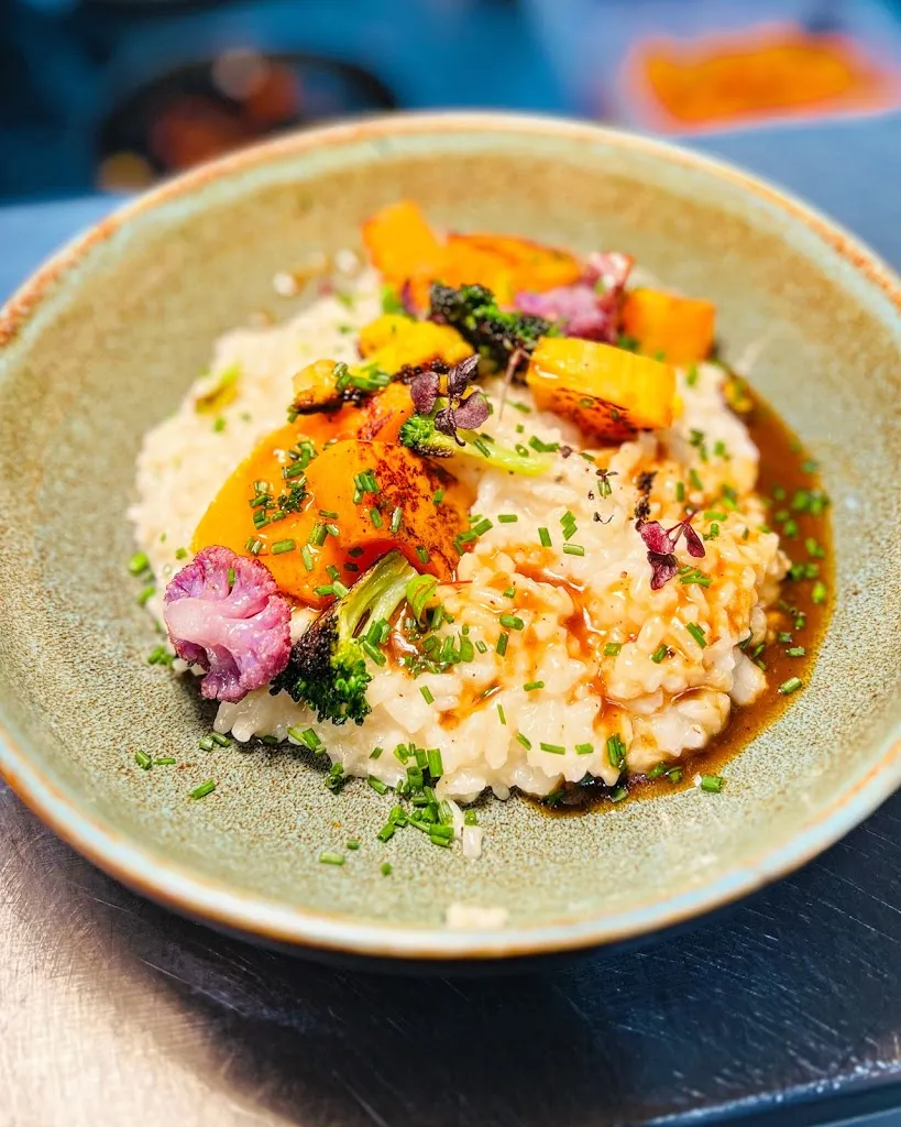 LE BISTROT DU ROI_Noisy-le-Roi_slider_image_3