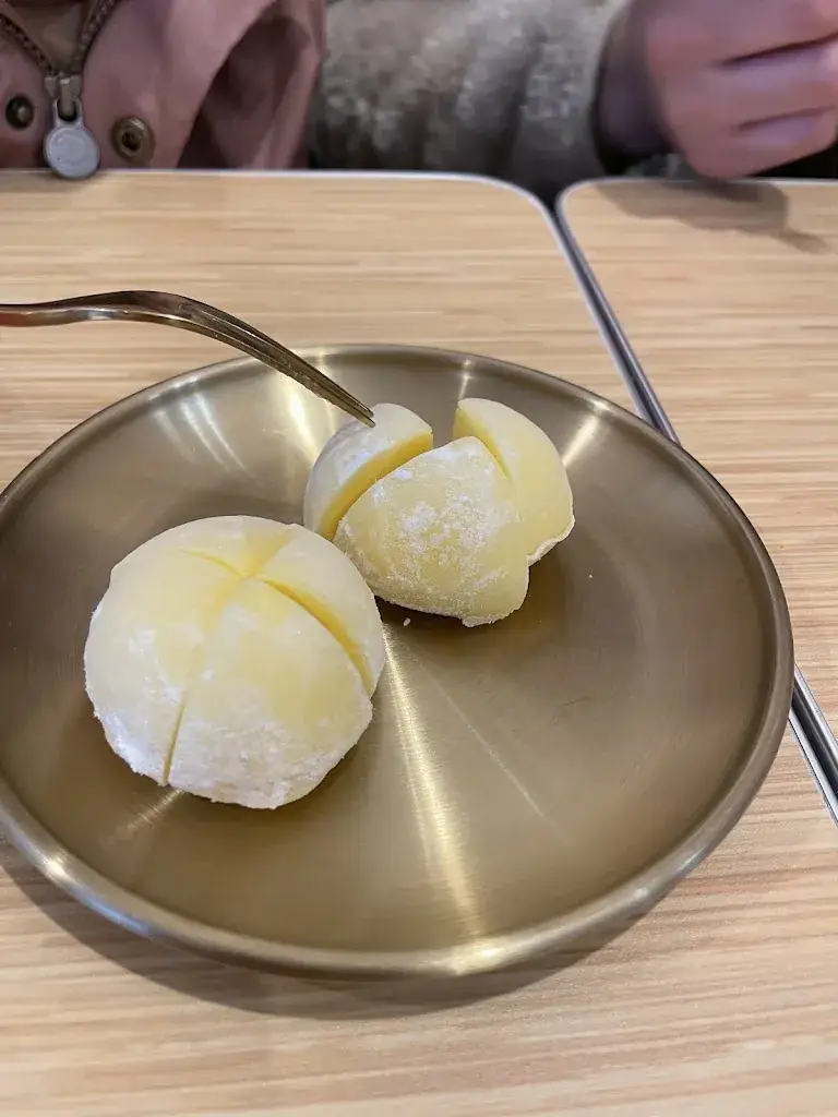 Travis Johnson_DAOL BAILLY_Bailly-Romainvilliers_review