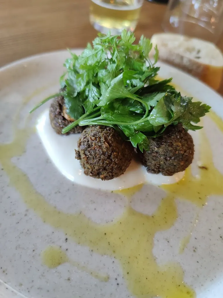 Jeremie Bernard_Brasserie Toussaint - Brewpub Toussaint_Noisy-le-Roi_review