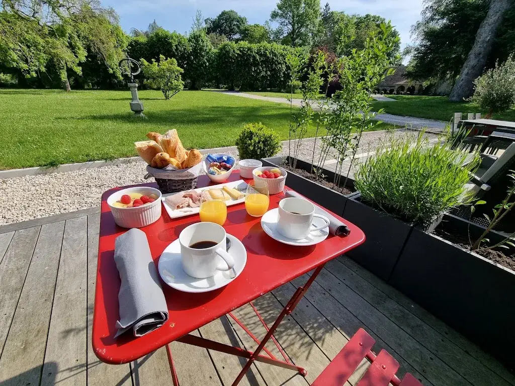 Céline Pourchet_Le Prieuré De Bazainville_Bazainville_review