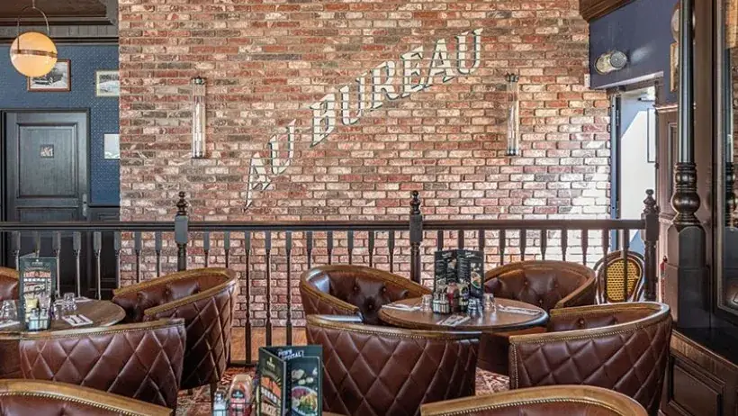 Au Bureau - Pub et Brasserie restaurant in Clayes-sous-Bois