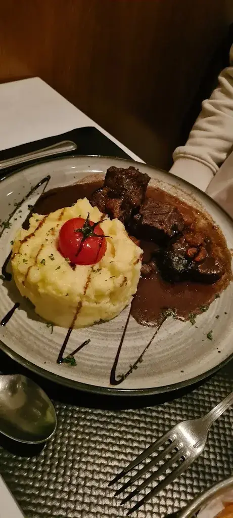 Kimanh_Restaurant de l'Auberge des Écluses._Carrières-sous-Poissy_review