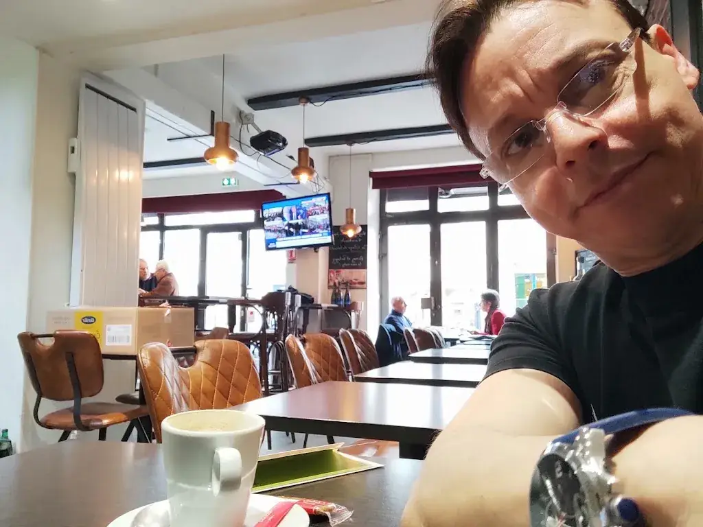 Frank Amado_Le Village du Vésinet_Vésinet_review