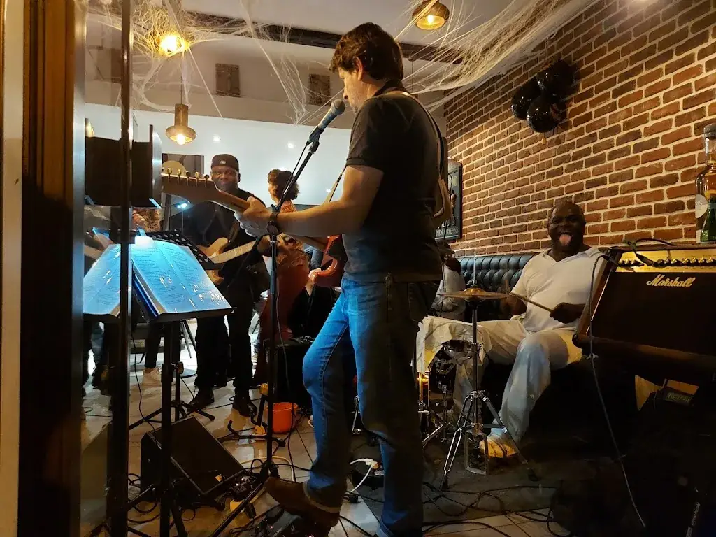 Marie HO_Le Village du Vésinet_Vésinet_review