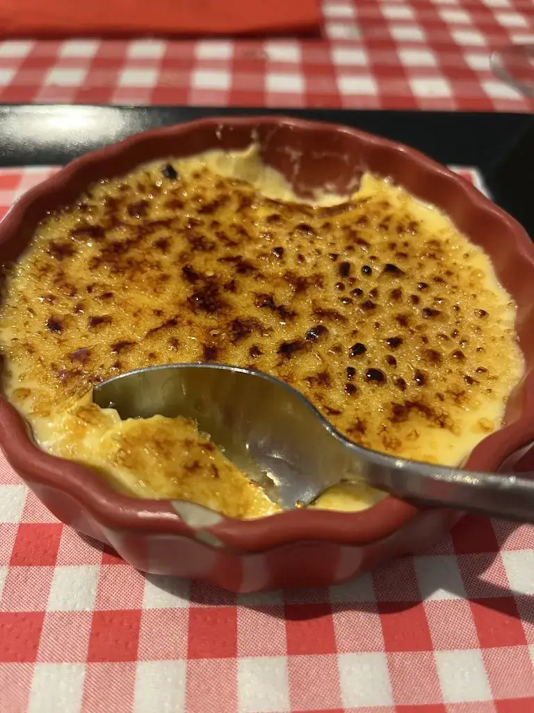 Shufen Liang_Le Café de la Paix Auvers sur Oise_Auvers-sur-Oise_review