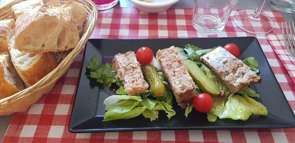 Le Café de la Paix Auvers sur Oise_Auvers-sur-Oise_slider_image_3