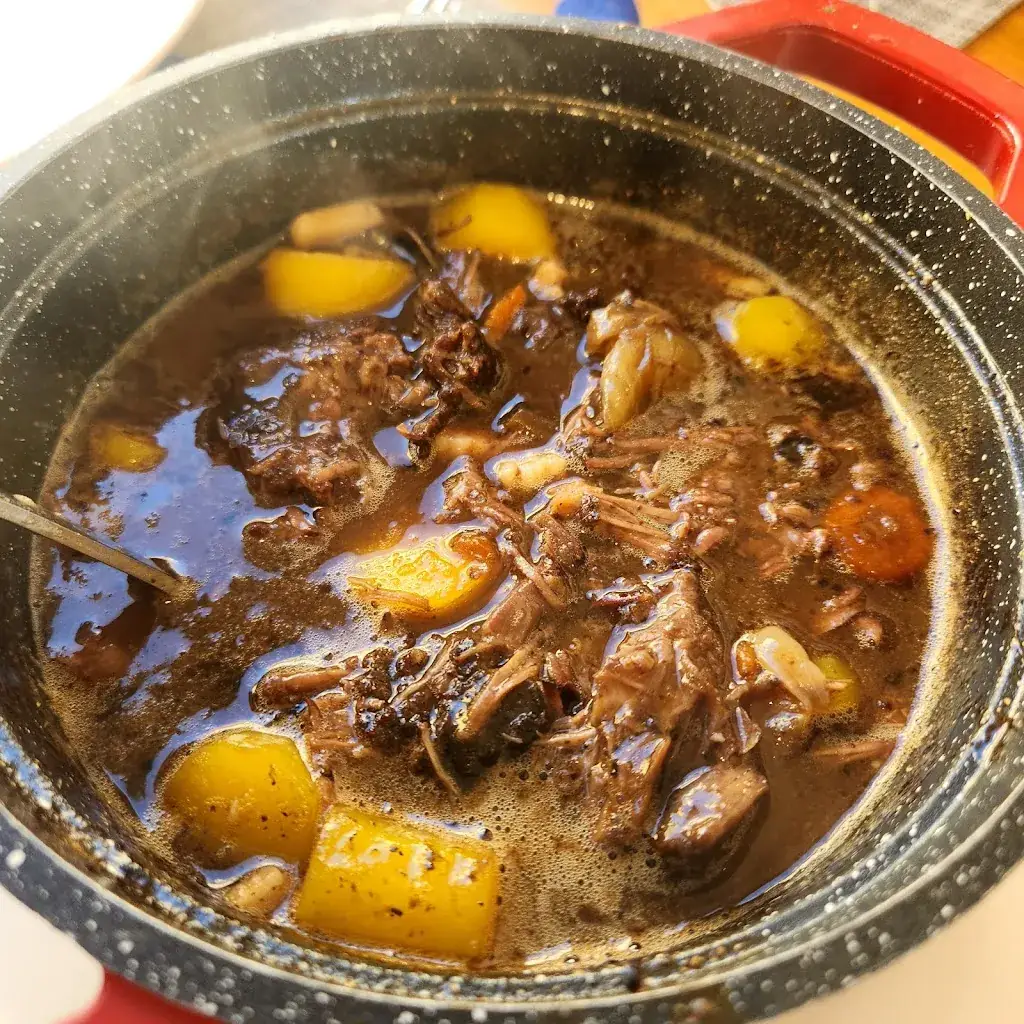 hj seo_Au Pied de l'Église_Auvers-sur-Oise_review