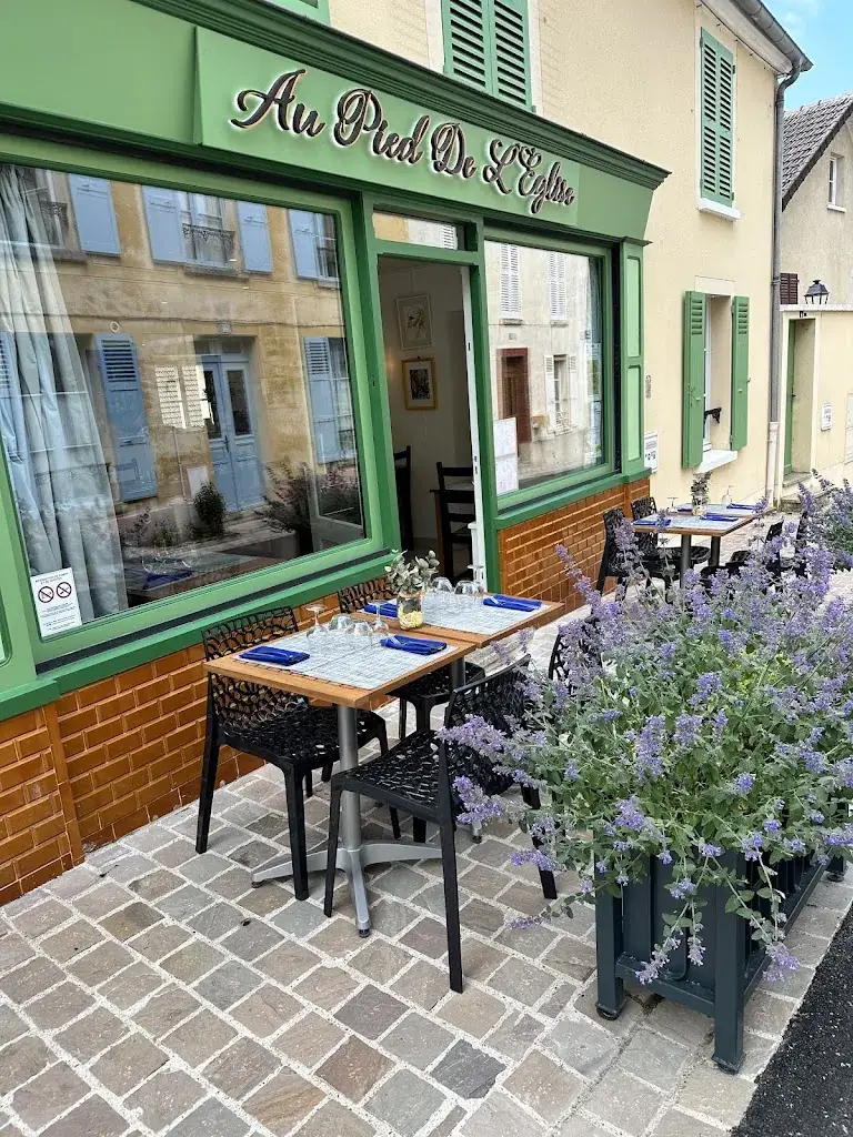 Au Pied de l'Église ristorante a Auvers-sur-Oise