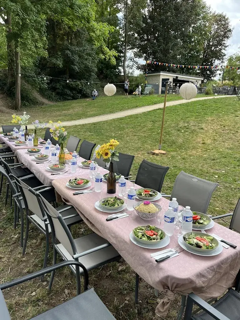 Lionel COHEN_Madame Guinguette_Auvers-sur-Oise_review