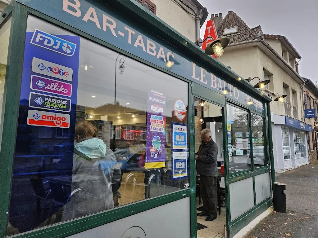 hk han_Le Balto_Auvers-sur-Oise_review