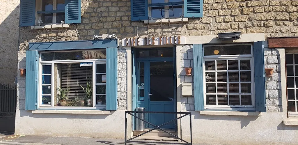Le Cafe Des Filles ristorante a Valmondois