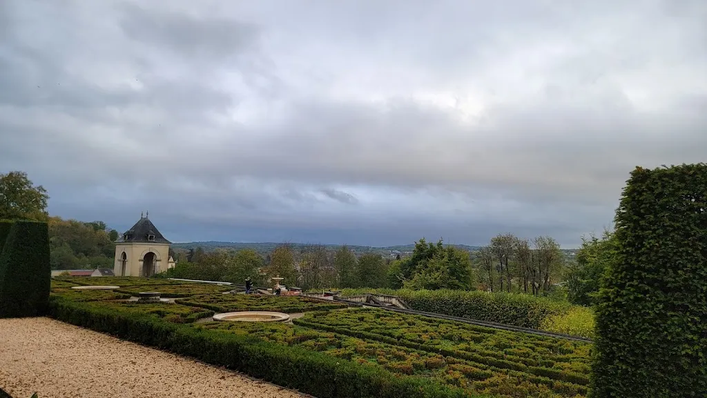 Kyle_Château d'Auvers_Auvers-sur-Oise_review