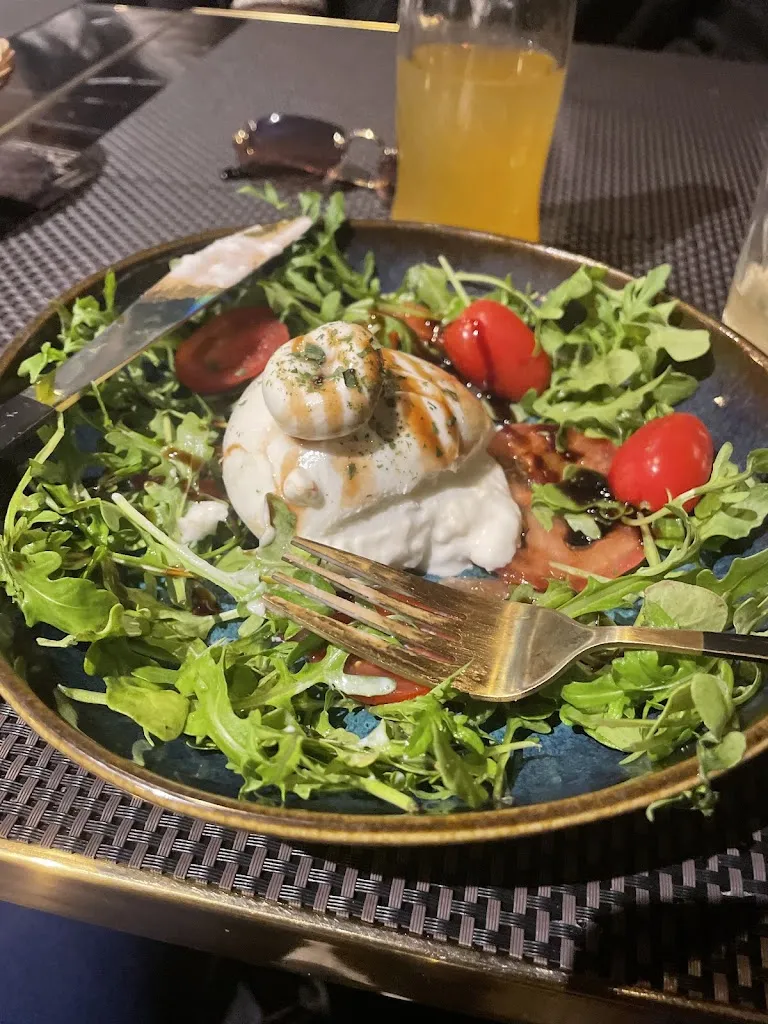 Lotty_Bessancourt_slider_image_1