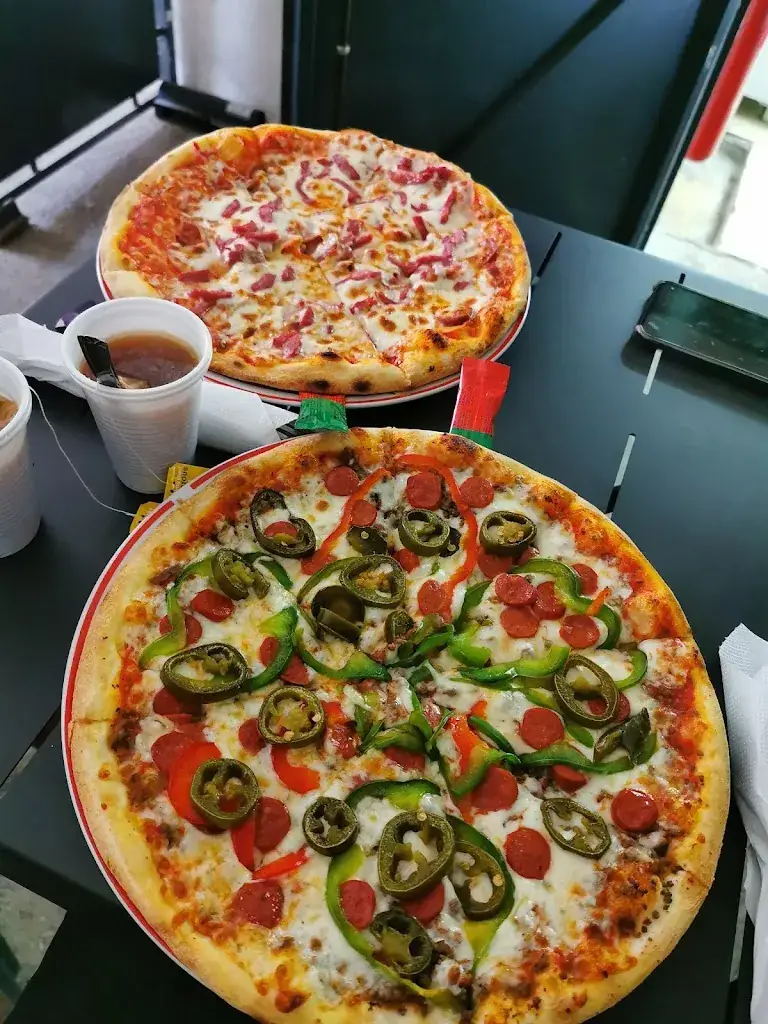 Cyril Simon_Chrono pizza_Beaumont-sur-Oise_reseña