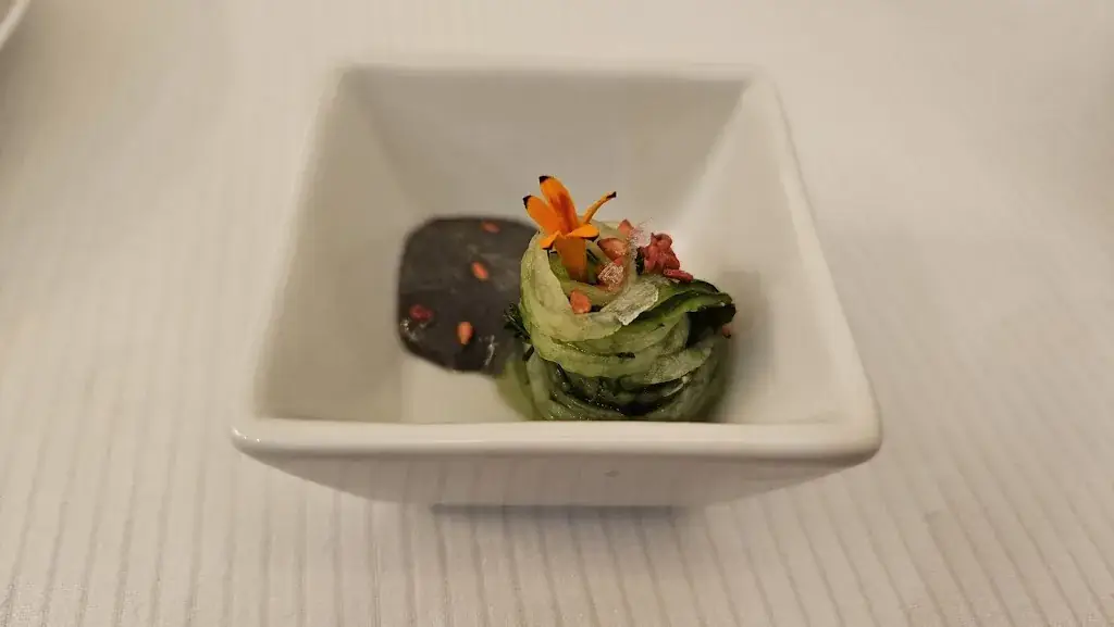 SW O_L'Axel Restaurant_Fontainebleau_review