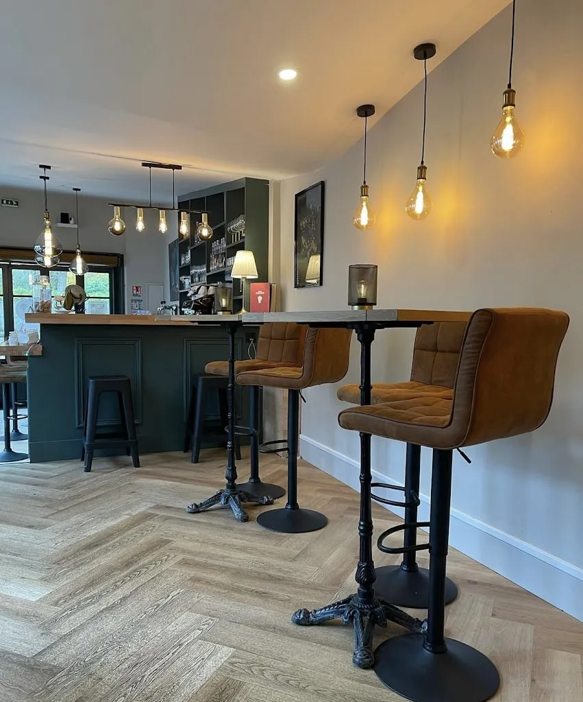 O BOUT BARBIZON_Barbizon_slider_image_1