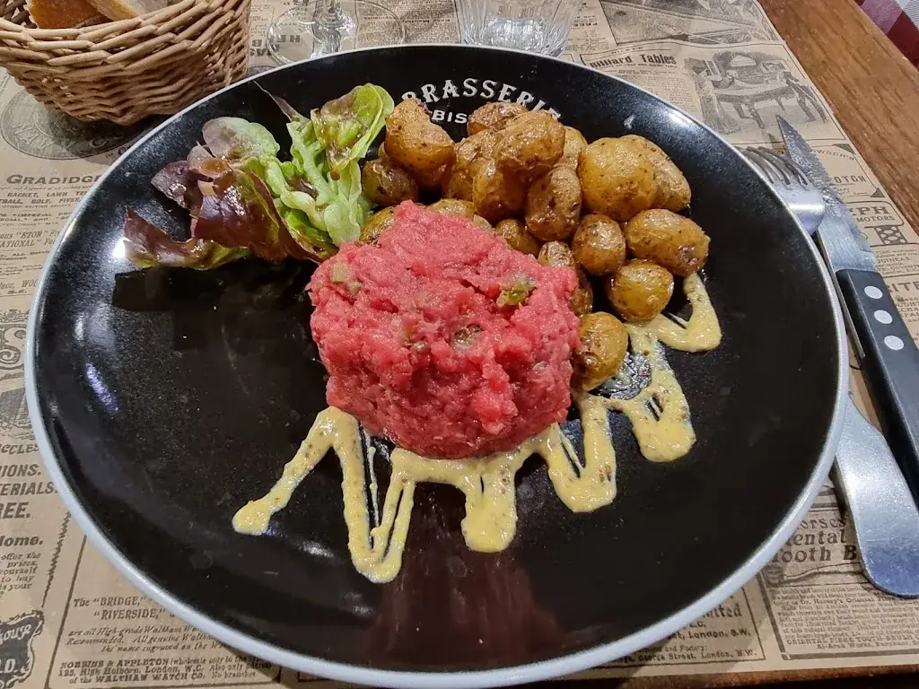 Krystian Fikert_Le Bacchus_Fontainebleau_recensione