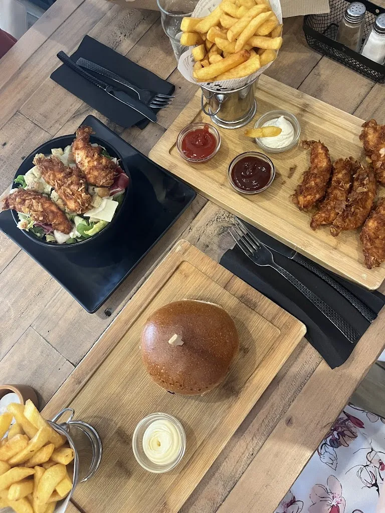 Panisara_Restaurant « Yummy House » Fontainebleau_Fontainebleau_recensione